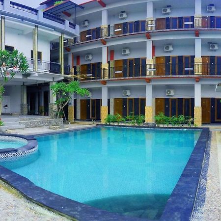 Jaya Phita Hotel Kupang  Eksteriør billede